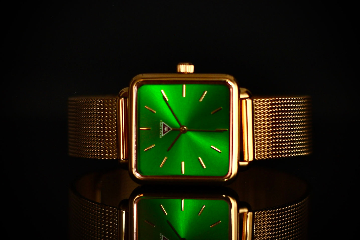 Aurora • Green / Gold